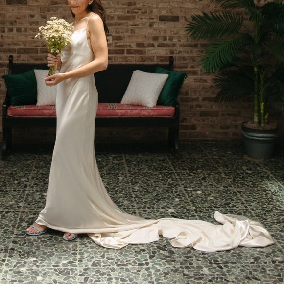 Danielle Frankel Wedding Dress - Picture 15 of 16